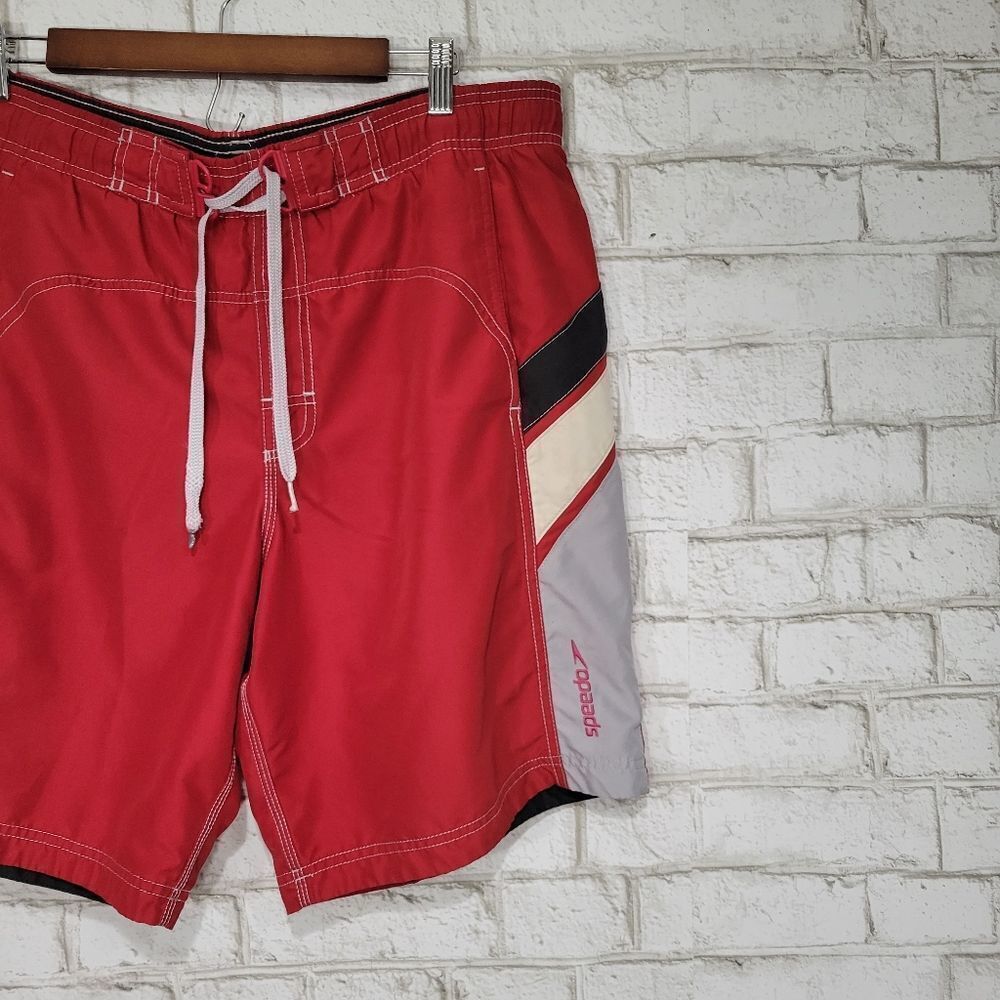 Speedo red swim trunks - Picture 2 of 12